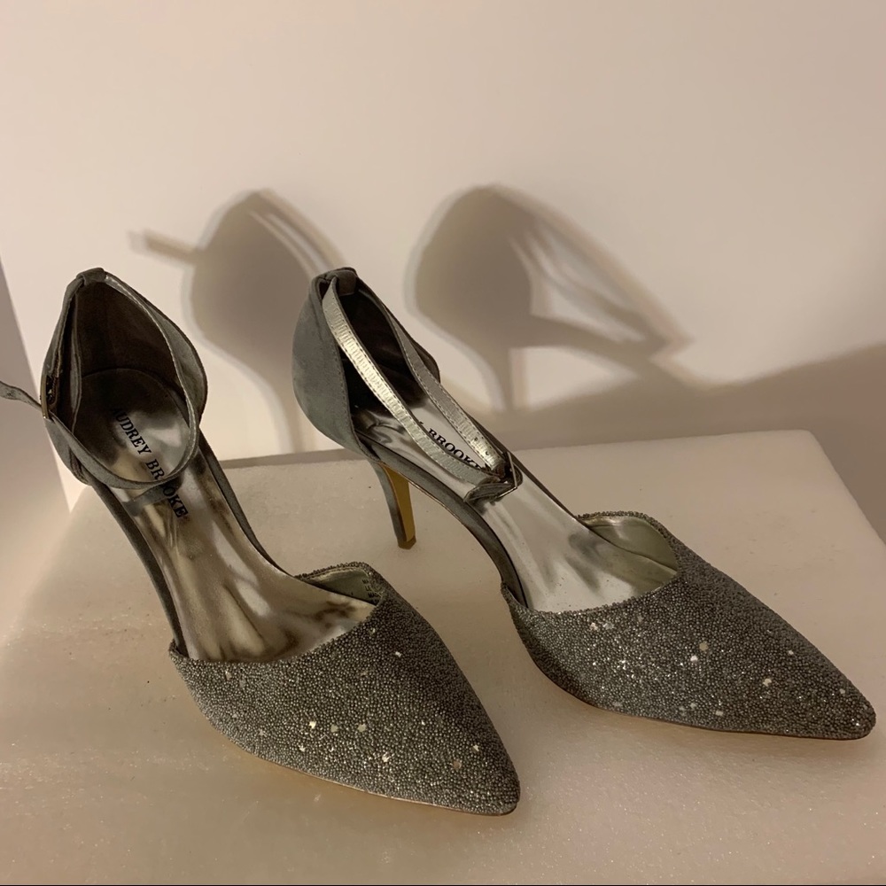 Audrey Brooks Sexy Party Silver Evening Sequins